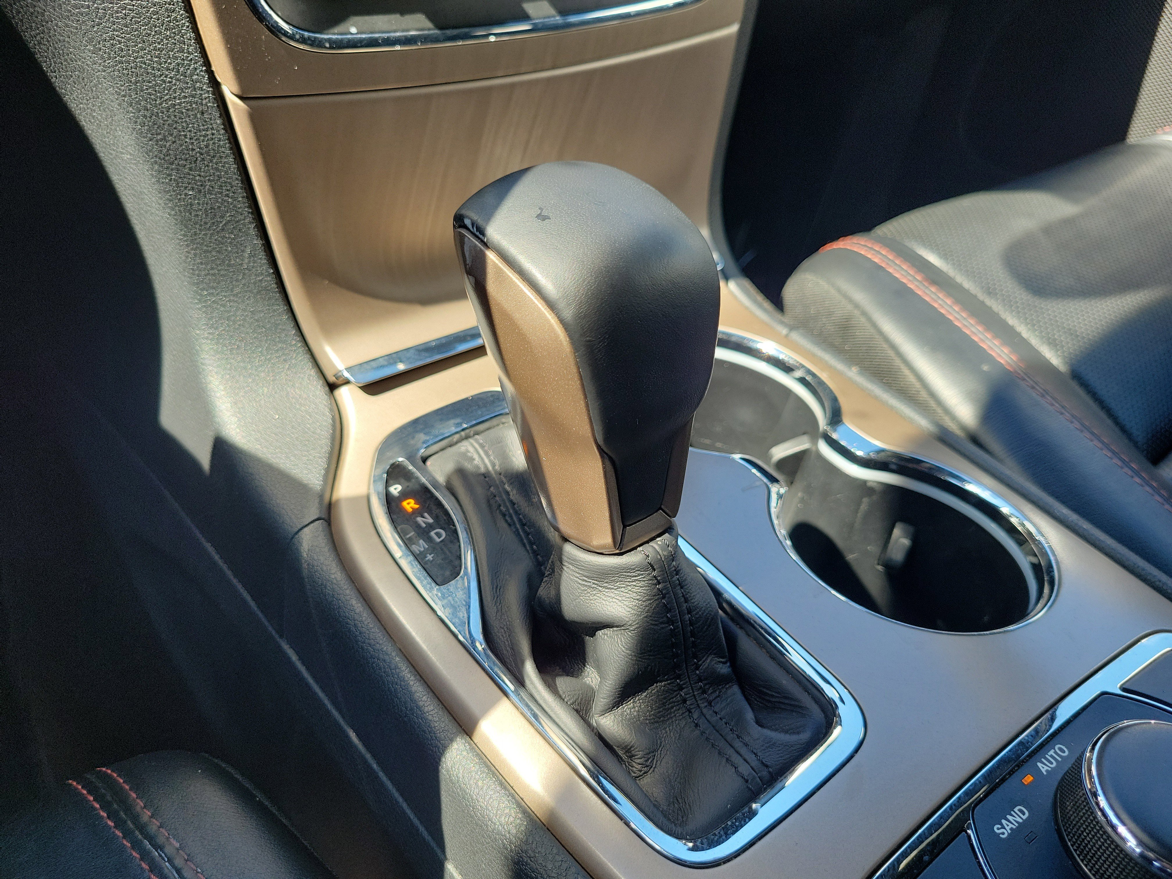 Used 2016 Jeep Grand Cherokee Limited 75th Anniversary image 23