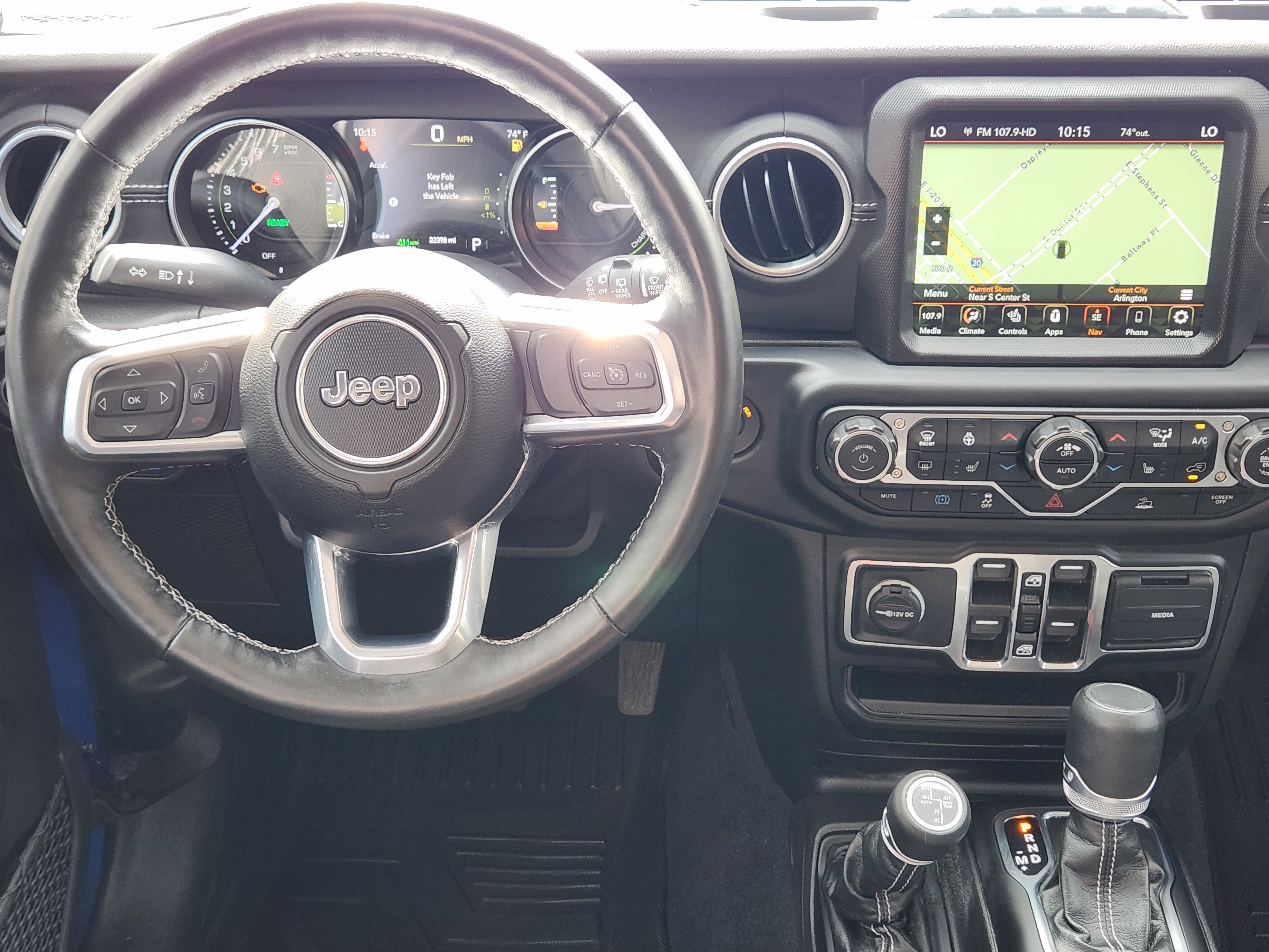 Used 2022 Jeep Wrangler Unlimited Sahara w/ Cold Weather Group AWD/4WD image 20