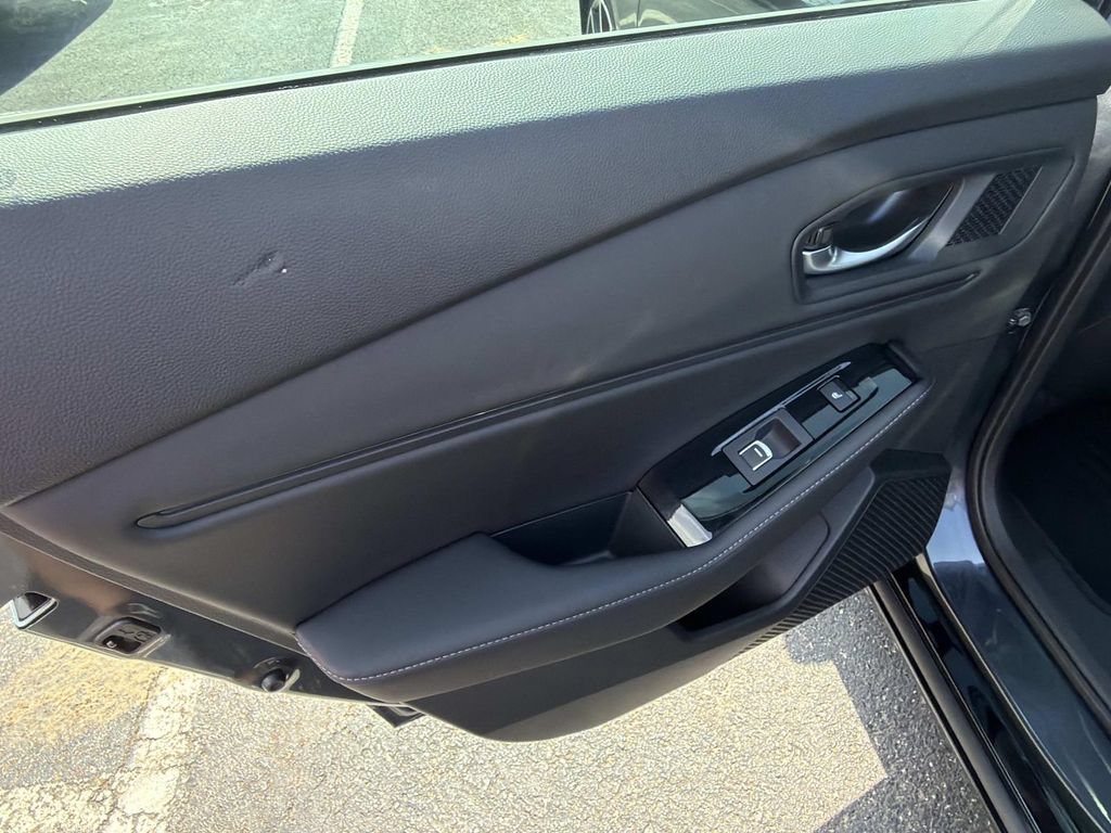 Used 2025 Honda Accord Touring image 13