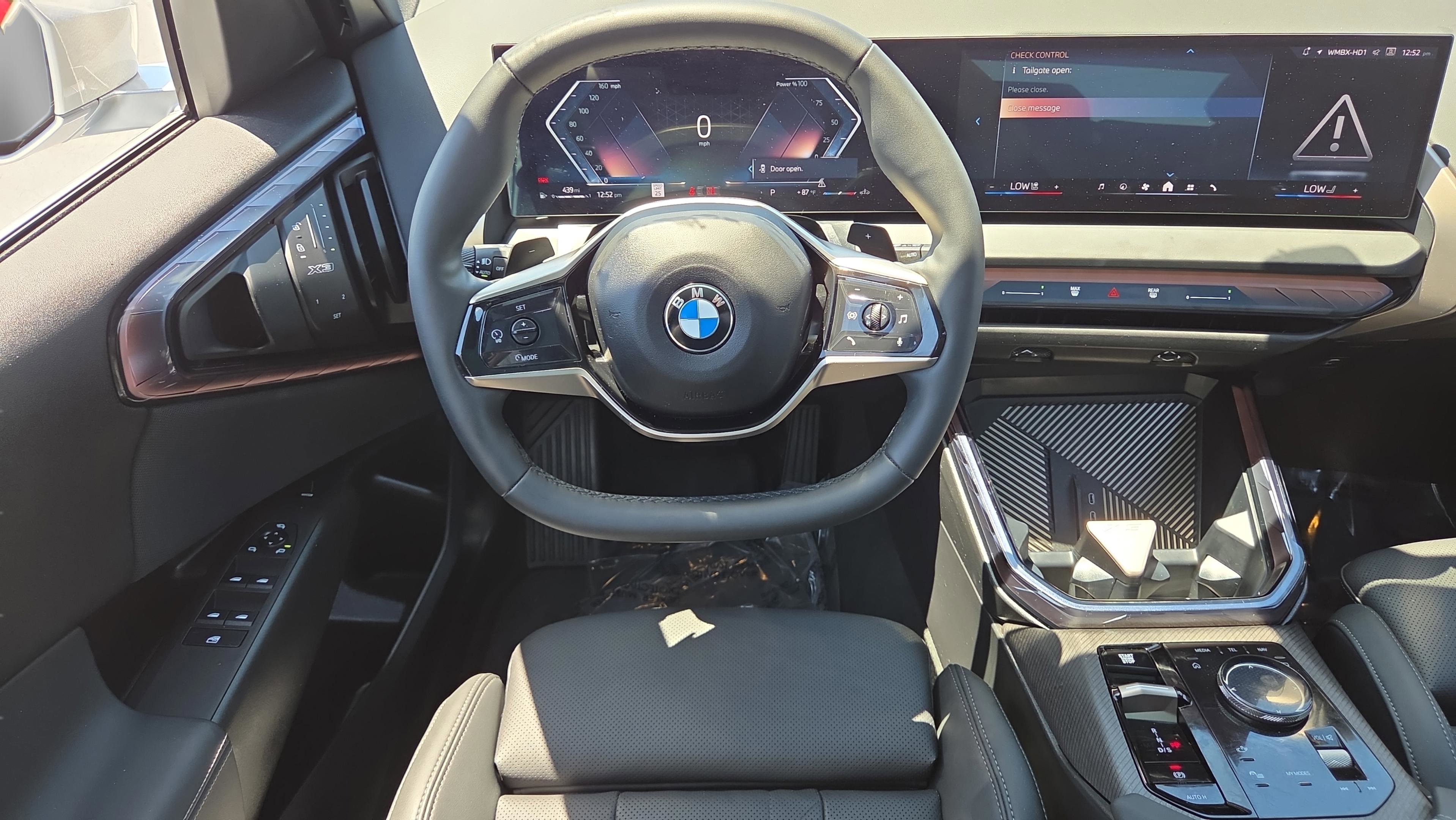 Certified 2025 BMW X3 xDrive30i w/ Convenience Package AWD/4WD image 12