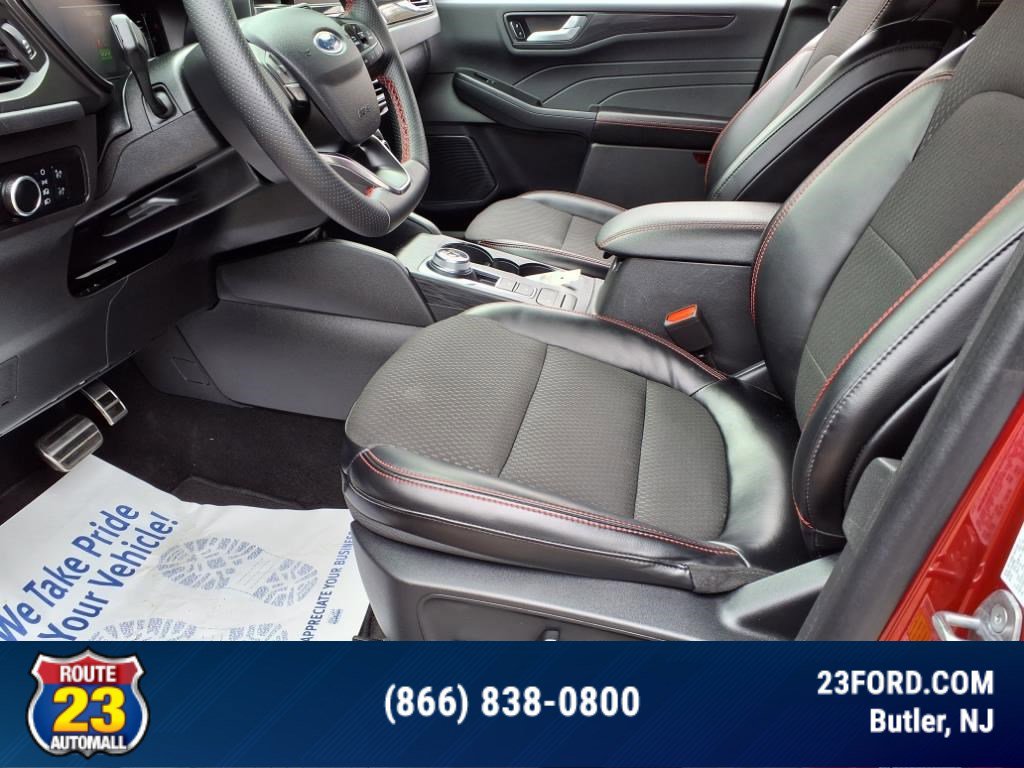 Certified 2024 Ford Escape ST-Line image 14