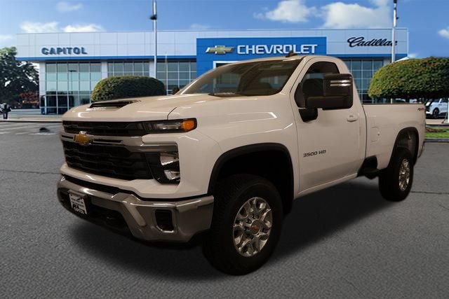 New 2026 Chevrolet Silverado 3500 LT AWD/4WD image 6