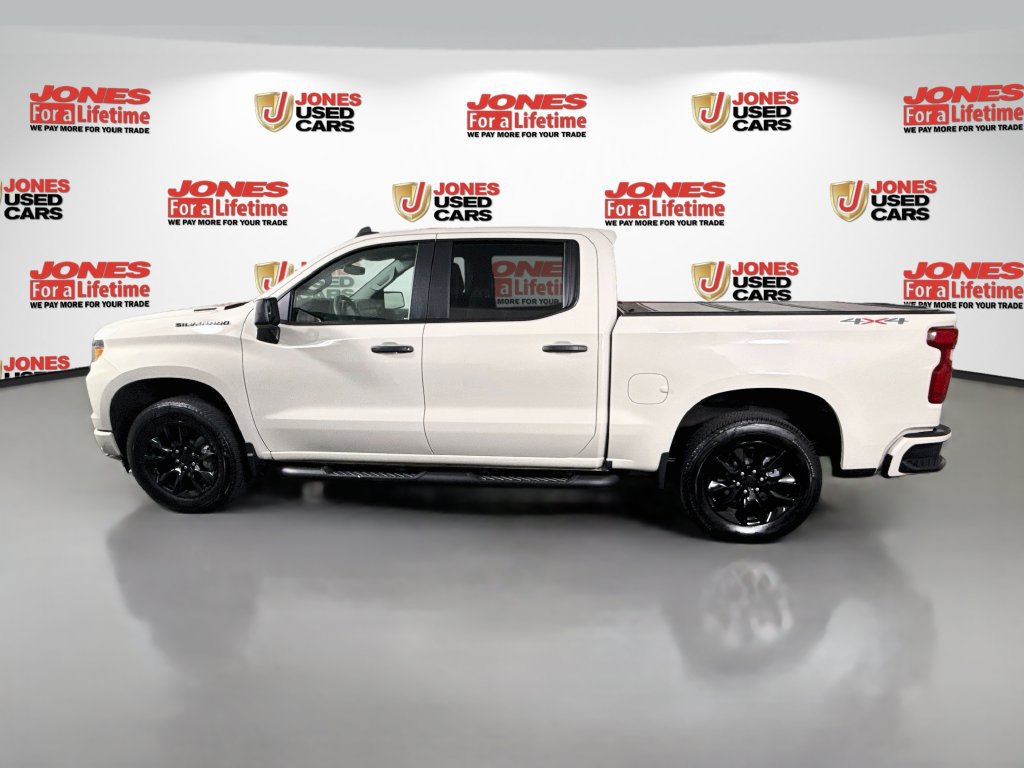 Used 2026 Chevrolet Silverado 1500 Custom w/ LPO, Dark Essentials Package AWD/4WD image 12