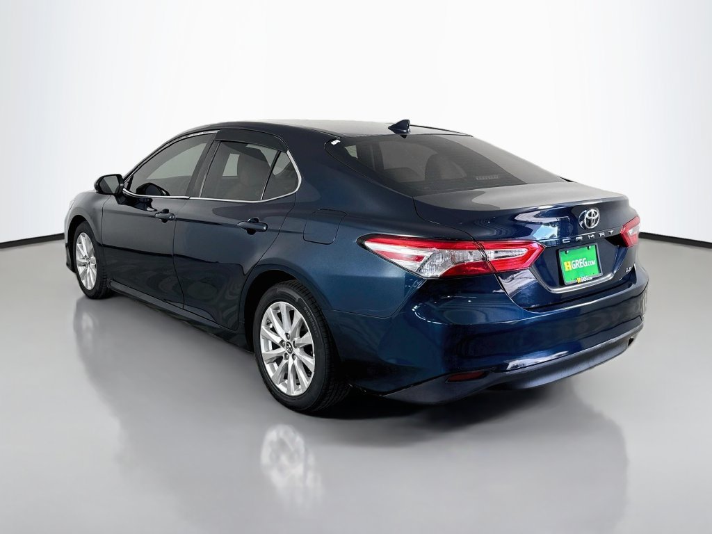 Used 2019 Toyota Camry LE FWD image 7