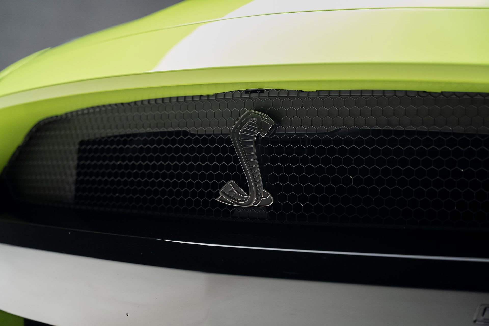 Used 2020 Ford Mustang Shelby GT500 w/ Technology Package image 13