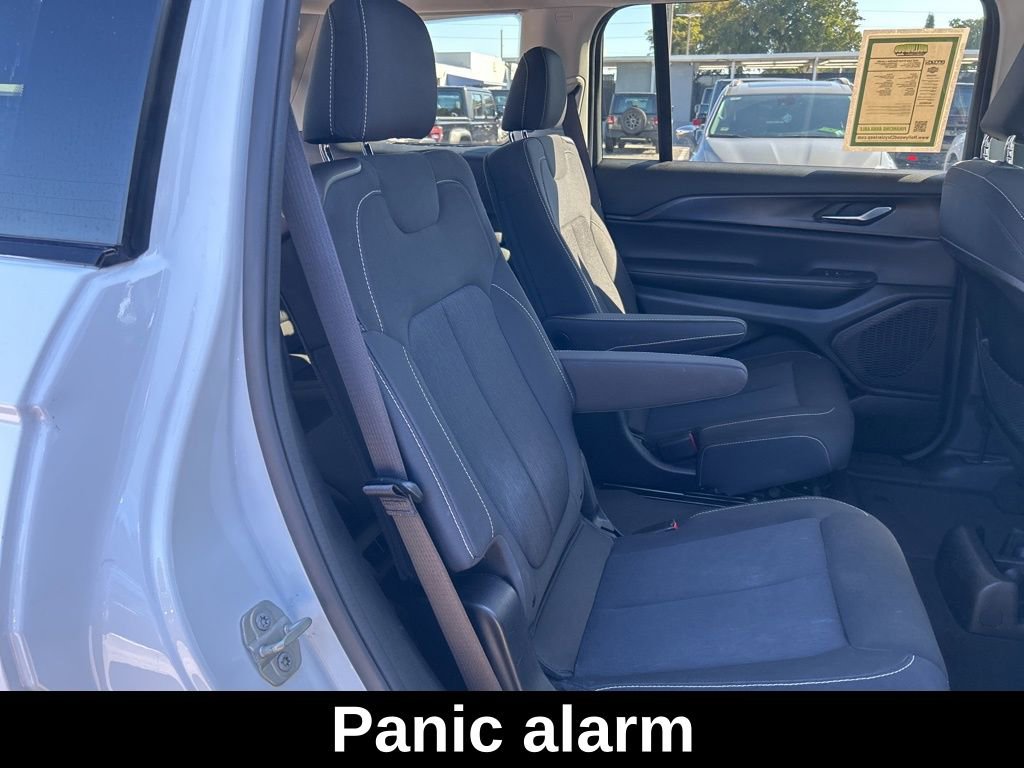 Certified 2023 Jeep Grand Cherokee L Laredo image 27