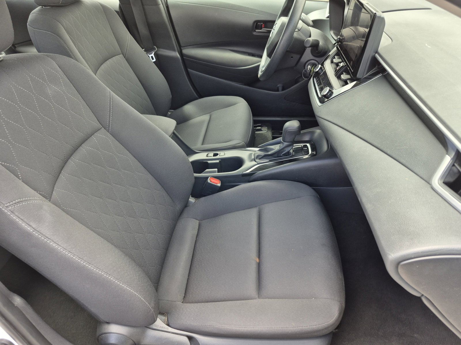 Certified 2024 Toyota Corolla LE image 23