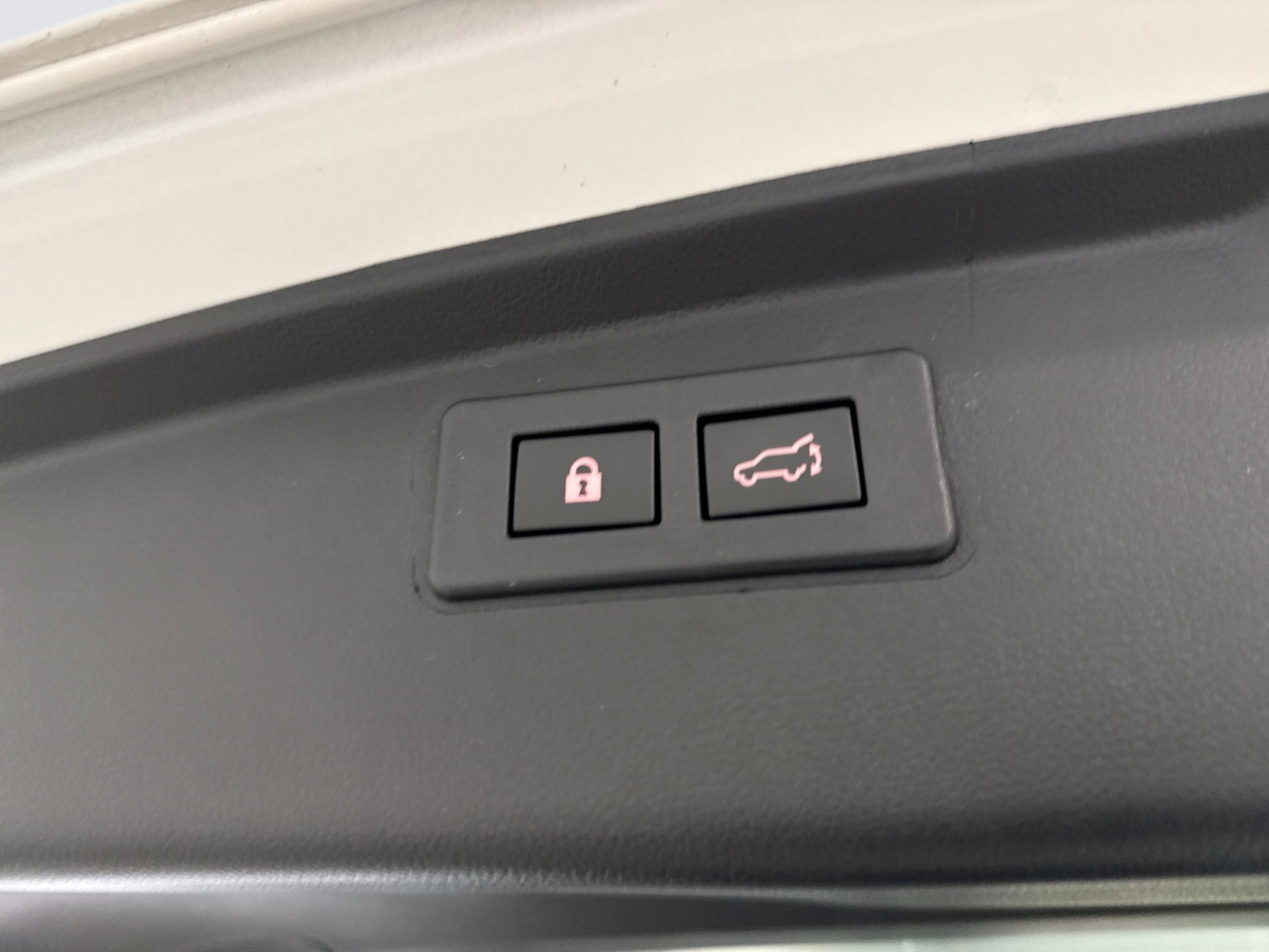 Used 2025 Subaru Outback Premium w/ Tech Package 1 AWD/4WD image 24