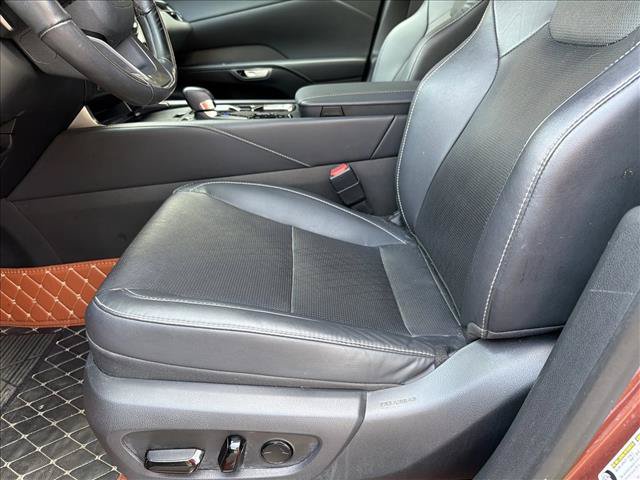 Used 2023 Lexus RX 350 Premium Plus w/ Accessory Package AWD/4WD image 13