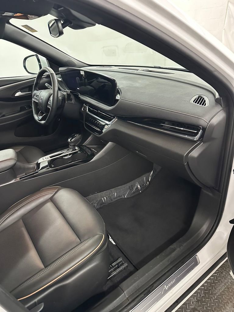 Used 2025 Buick Envista Avenir image 34