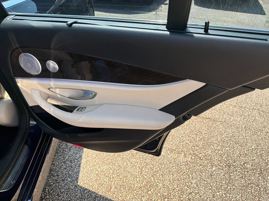 Used 2019 Mercedes-Benz E 450 4MATIC Sedan w/ Premium Package image 16