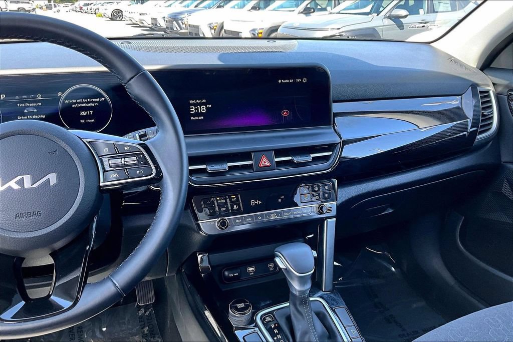 Used 2024 Kia Seltos S FWD image 10