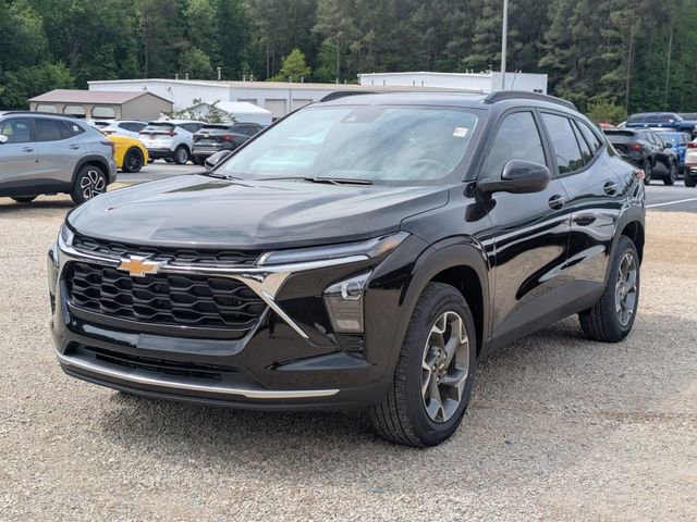 New 2026 Chevrolet Trax LT w/ Sunroof Package FWD image 5