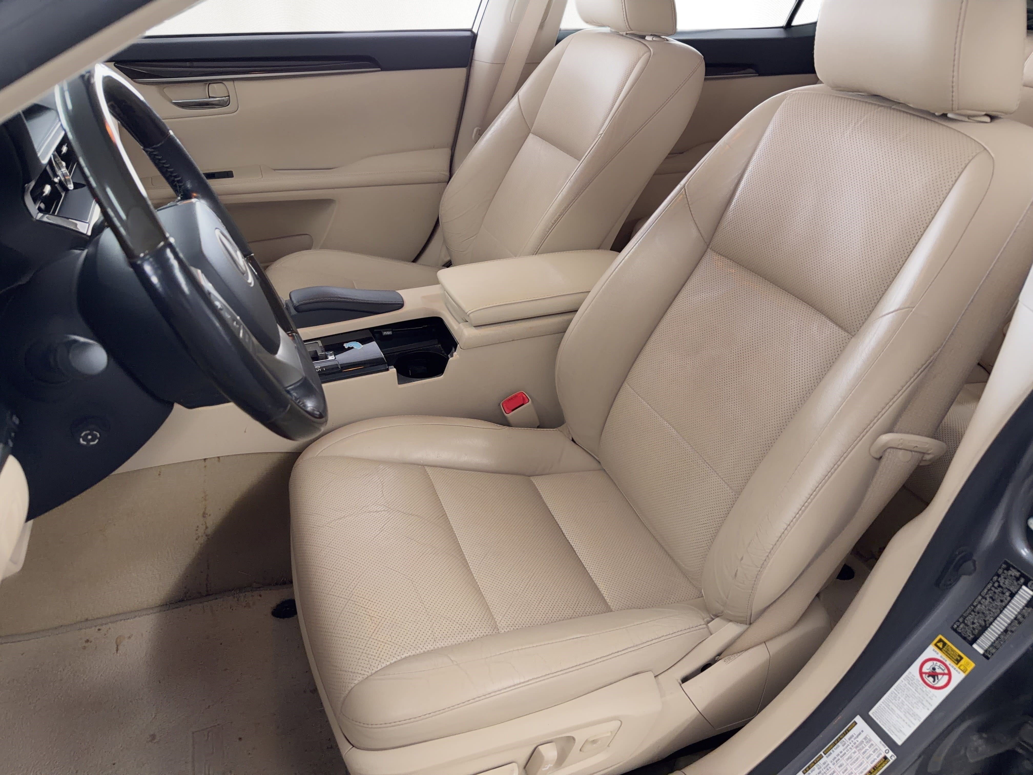Used 2015 Lexus ES 350 w/ Luxury Package FWD image 5