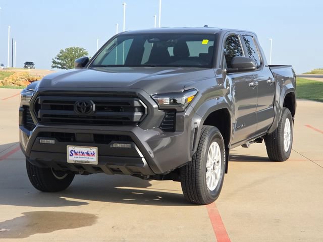 Used 2024 Toyota Tacoma SR5 image 3