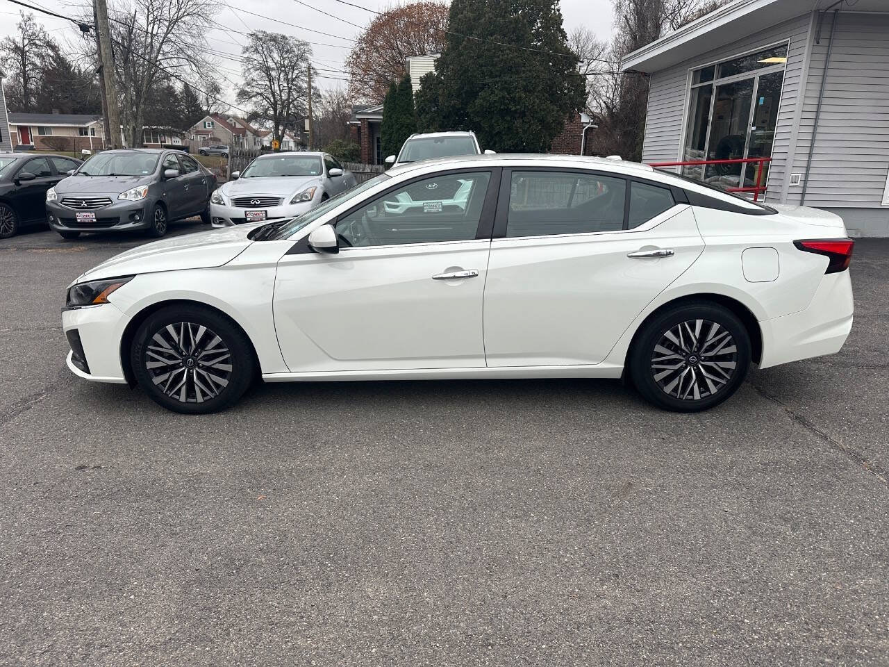 Used 2023 Nissan Altima 2.5 SV image 7