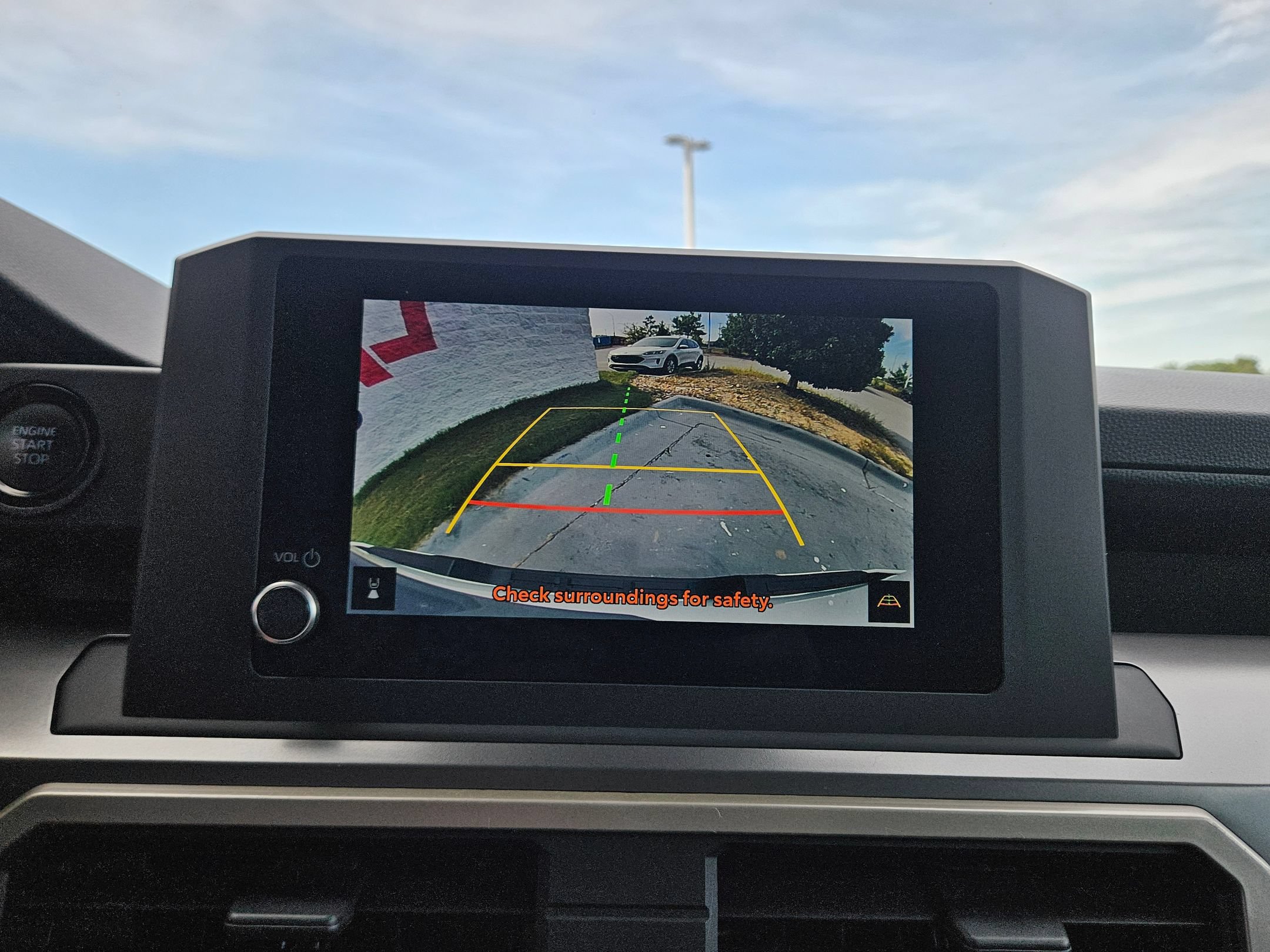 Used 2024 Toyota Tacoma SR5 RWD image 33