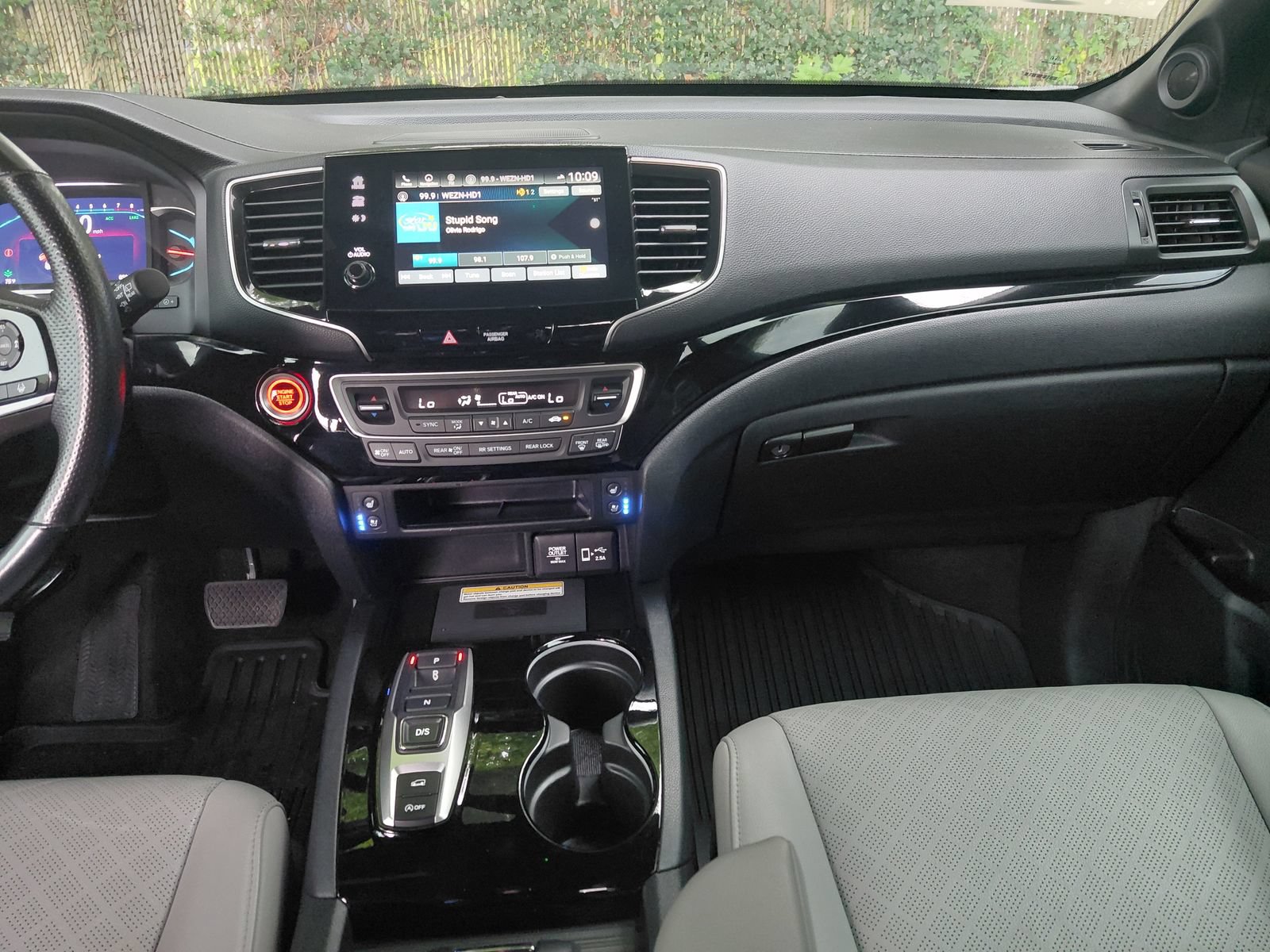 Used 2021 Honda Passport Elite image 3