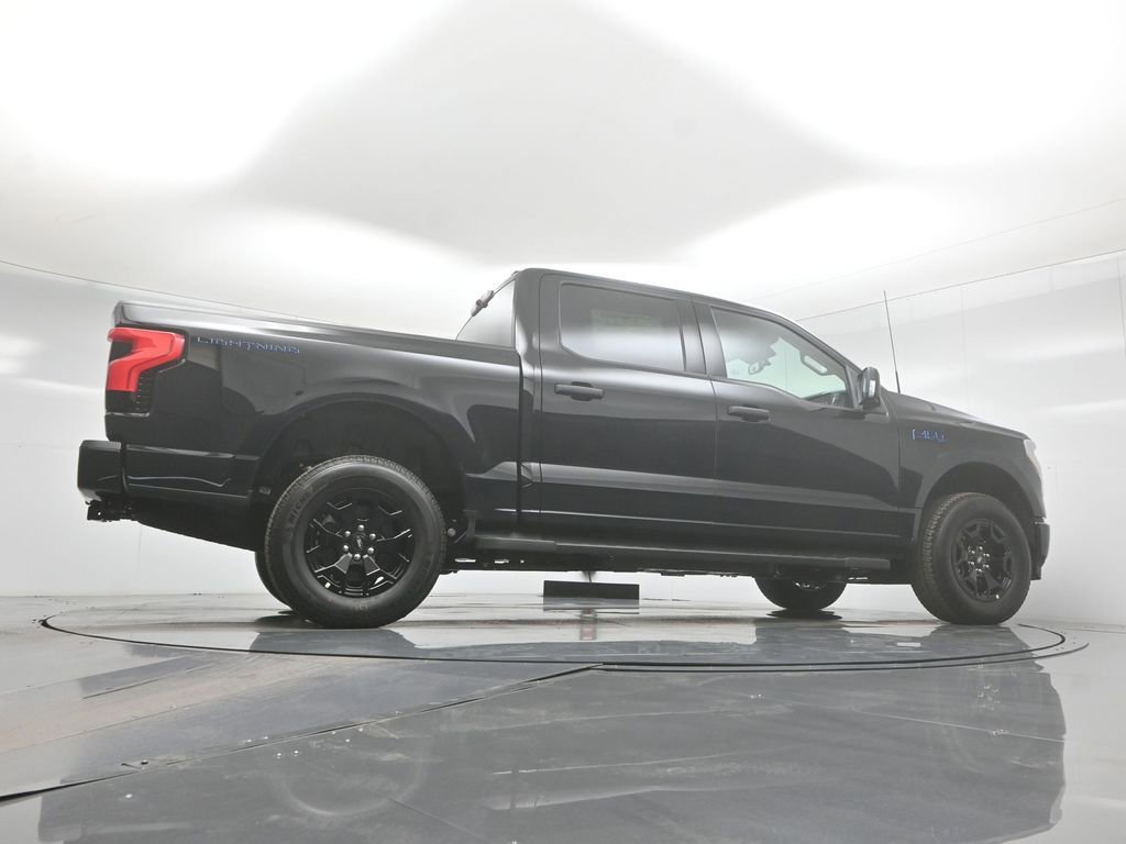 New 2025 Ford F150 Lightning XLT image 47