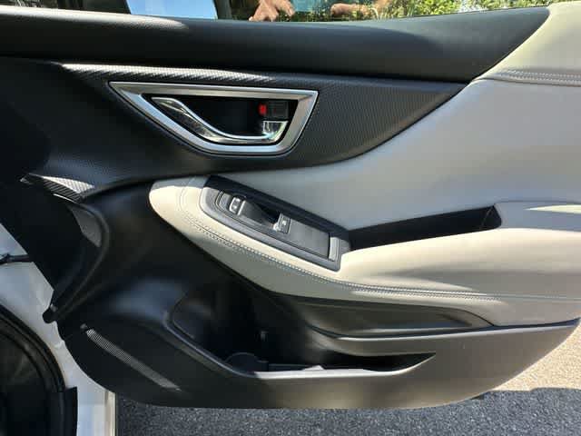 Used 2019 Subaru Forester Premium AWD/4WD image 23