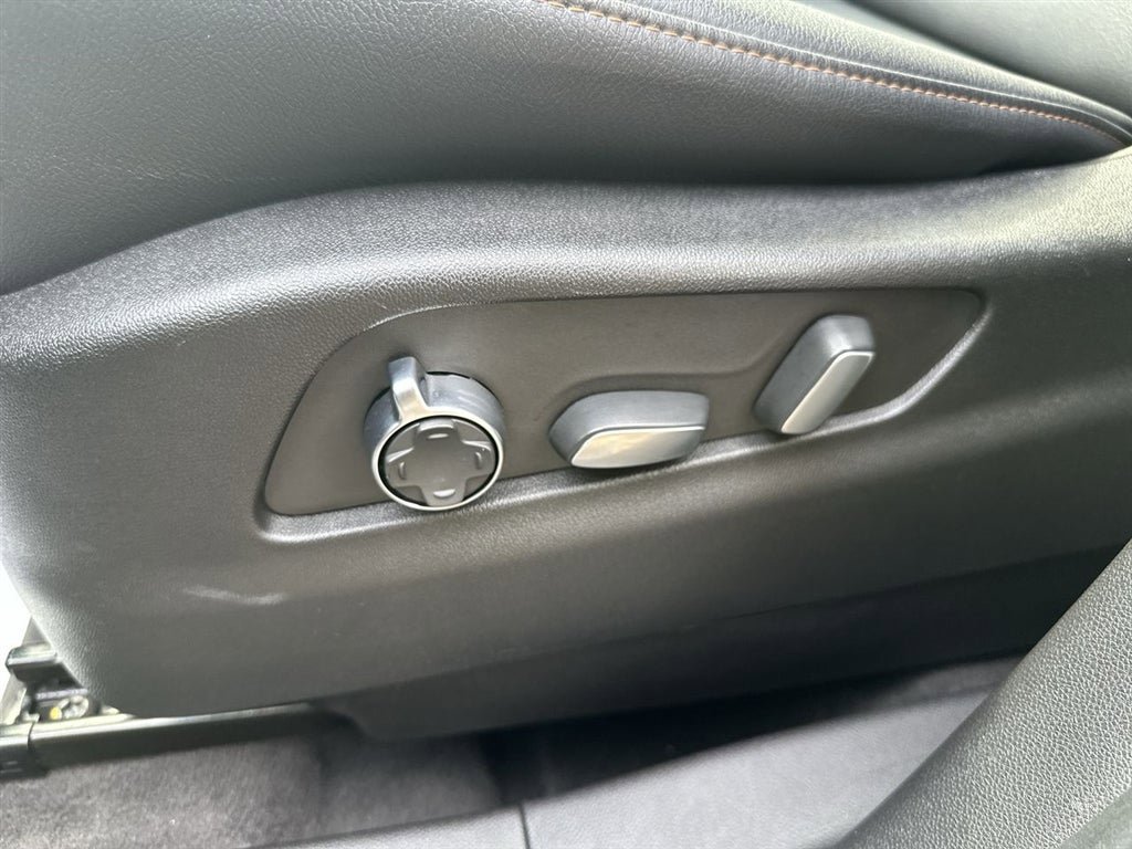 Certified 2023 Cadillac XT4 Sport w/ Cold Weather Package image 12