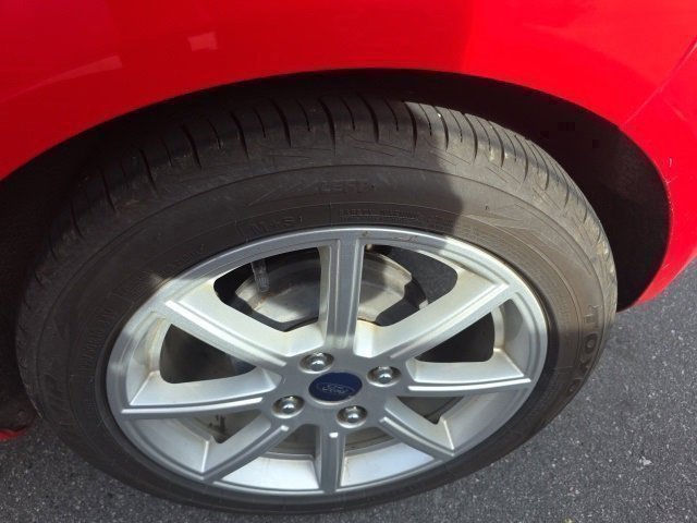 Used 2015 Ford Fiesta SE w/ Equipment Group 201A image 7