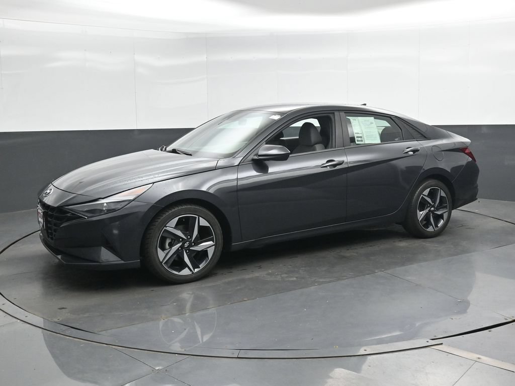 Used 2023 Hyundai Elantra SEL w/ Convenience Package FWD image 7