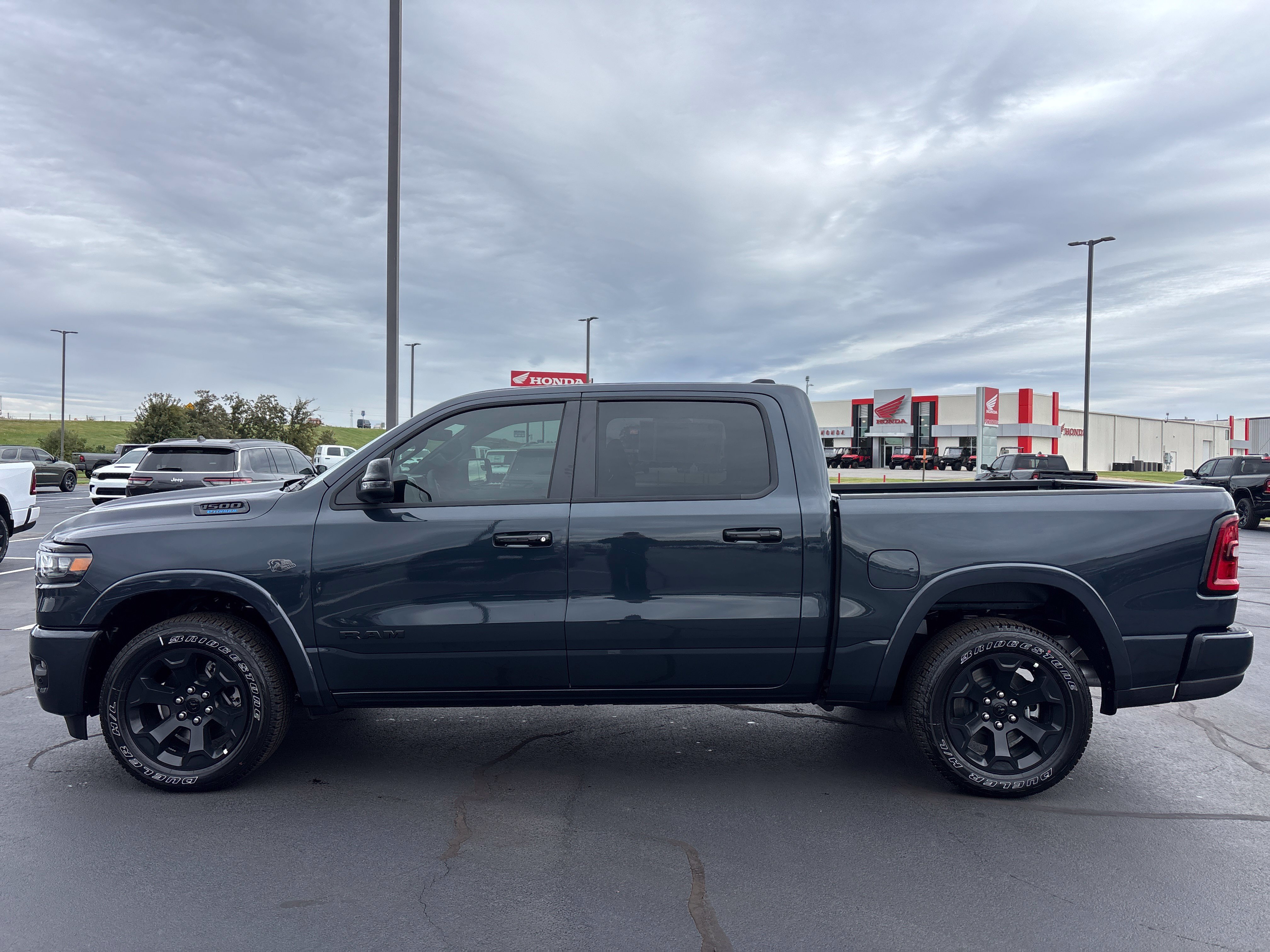 New 2027 RAM 1500 Big Horn AWD/4WD image 3