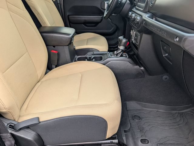 Used 2018 Jeep Wrangler Unlimited Sport S AWD/4WD image 27