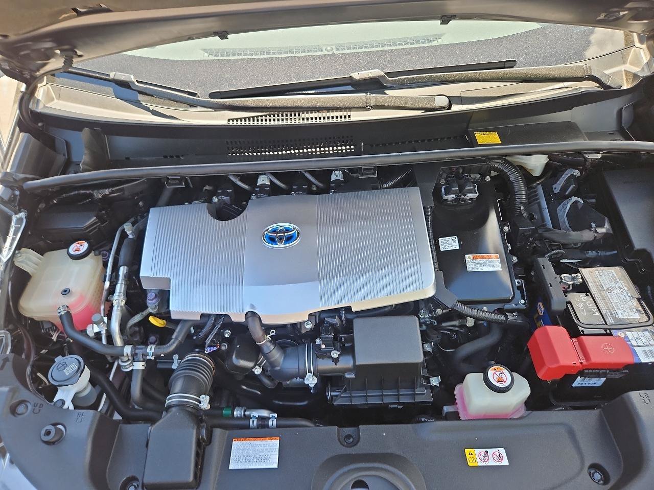 Used 2018 Toyota Prius Two w/ Prius Two Safety Plus Package FWD image 36