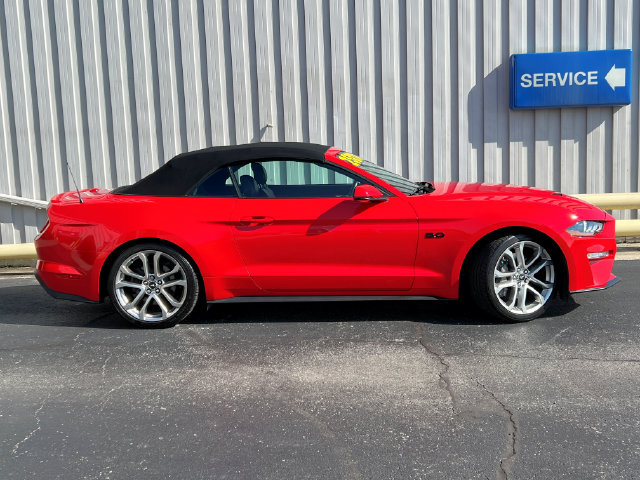 Used 2019 Ford Mustang GT Premium RWD image 9