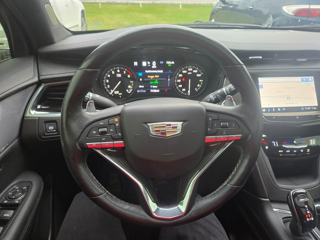 Used 2020 Cadillac XT6 Sport image 12