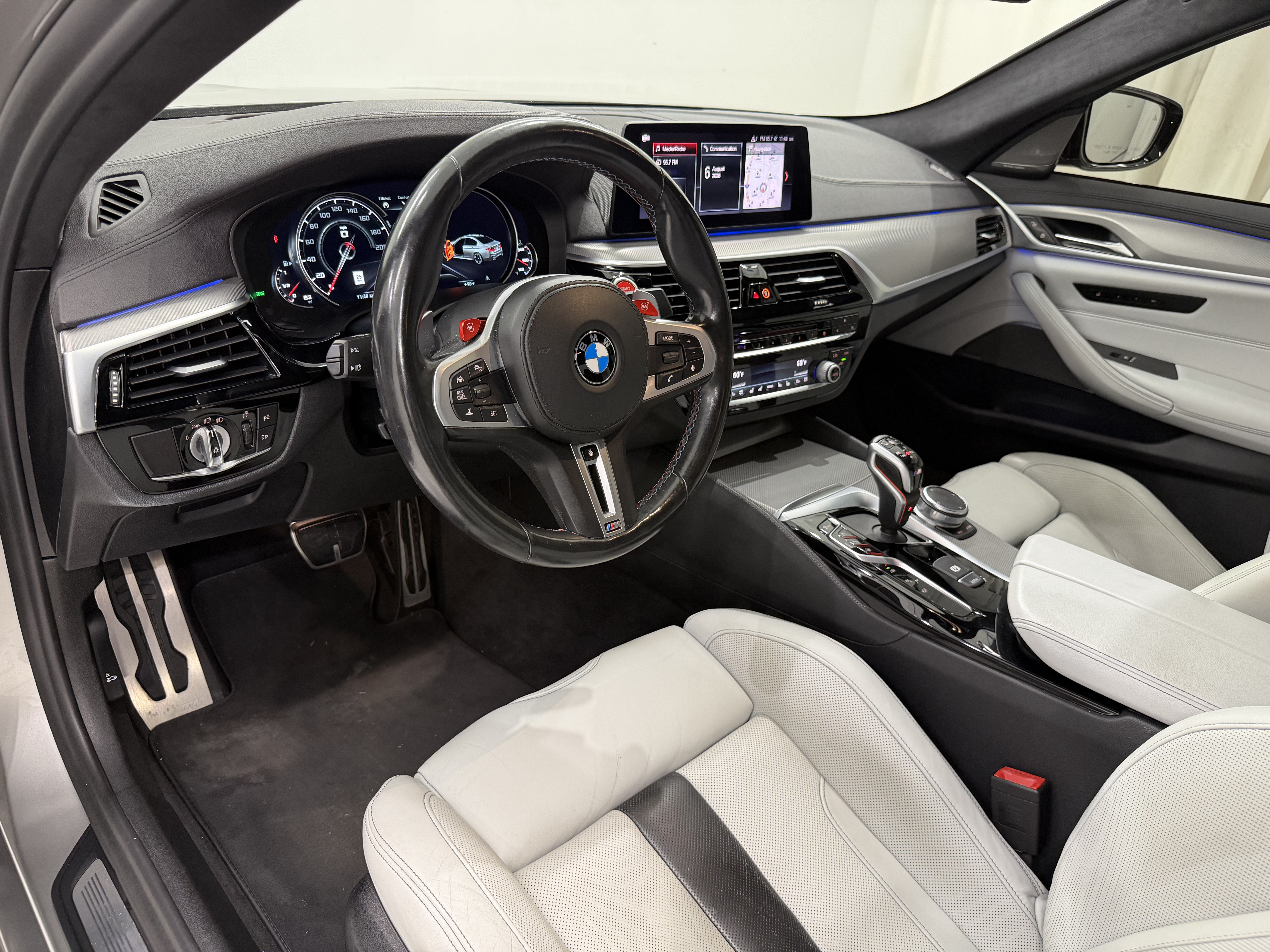 Used 2019 BMW M5 w/ Executive Package AWD/4WD image 4