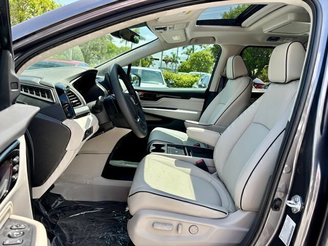 New 2027 Honda Odyssey Touring image 8
