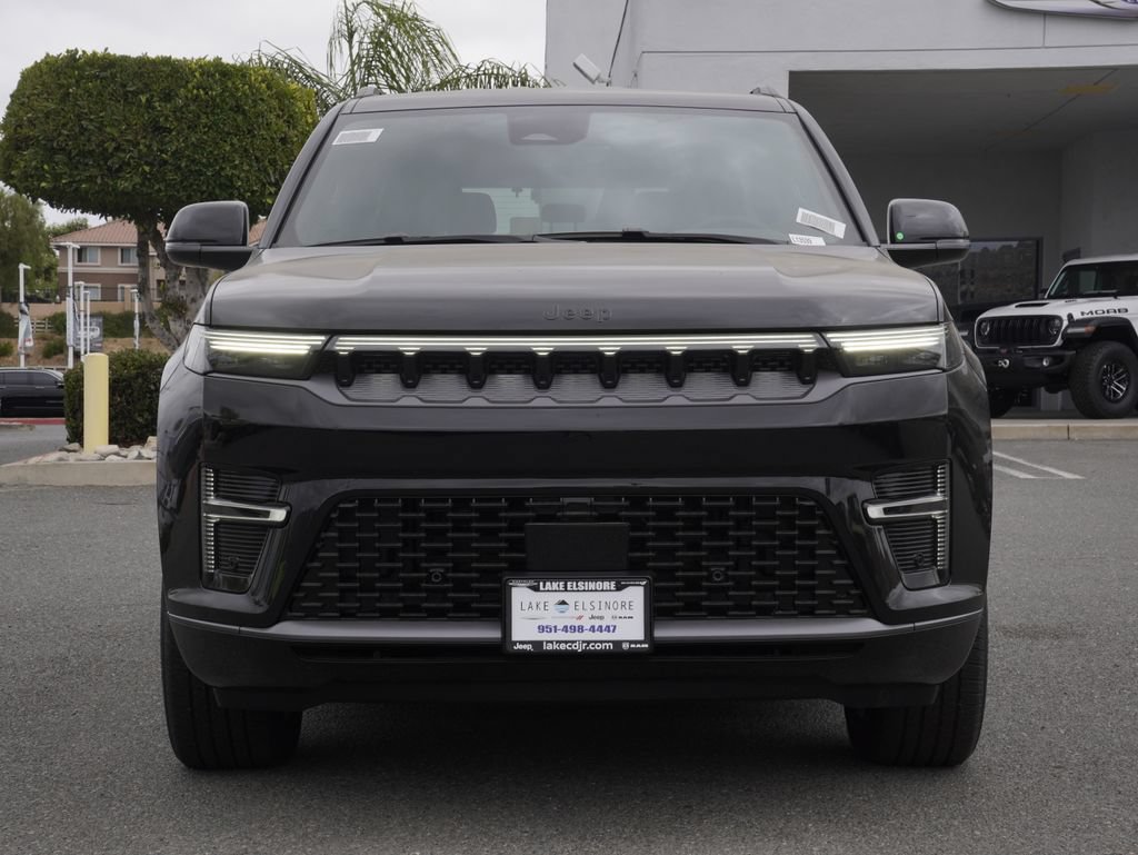 New 2026 Jeep Grand Wagoneer Limited AWD/4WD image 9