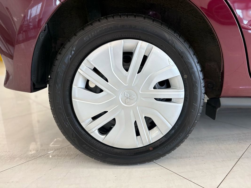 Used 2024 Mitsubishi Mirage ES FWD image 36