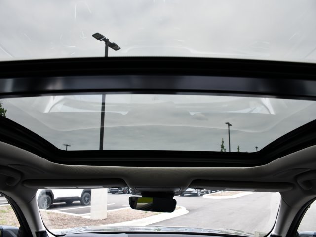Used 2026 Acura MDX w/ Technology Package FWD image 24