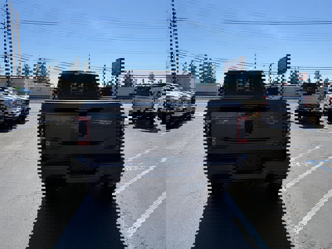 Used 2024 RAM 2500 Laramie w/ Night Edition image 6