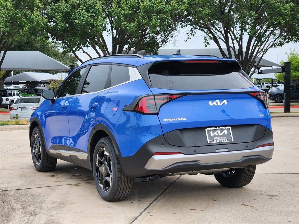 New 2026 Kia Sportage EX w/ EX Panorama Roof Package image 3