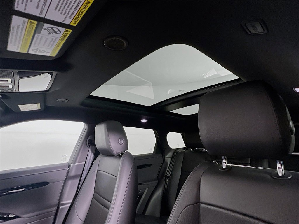 Certified 2025 Land Rover Range Rover Evoque Dynamic SE image 23