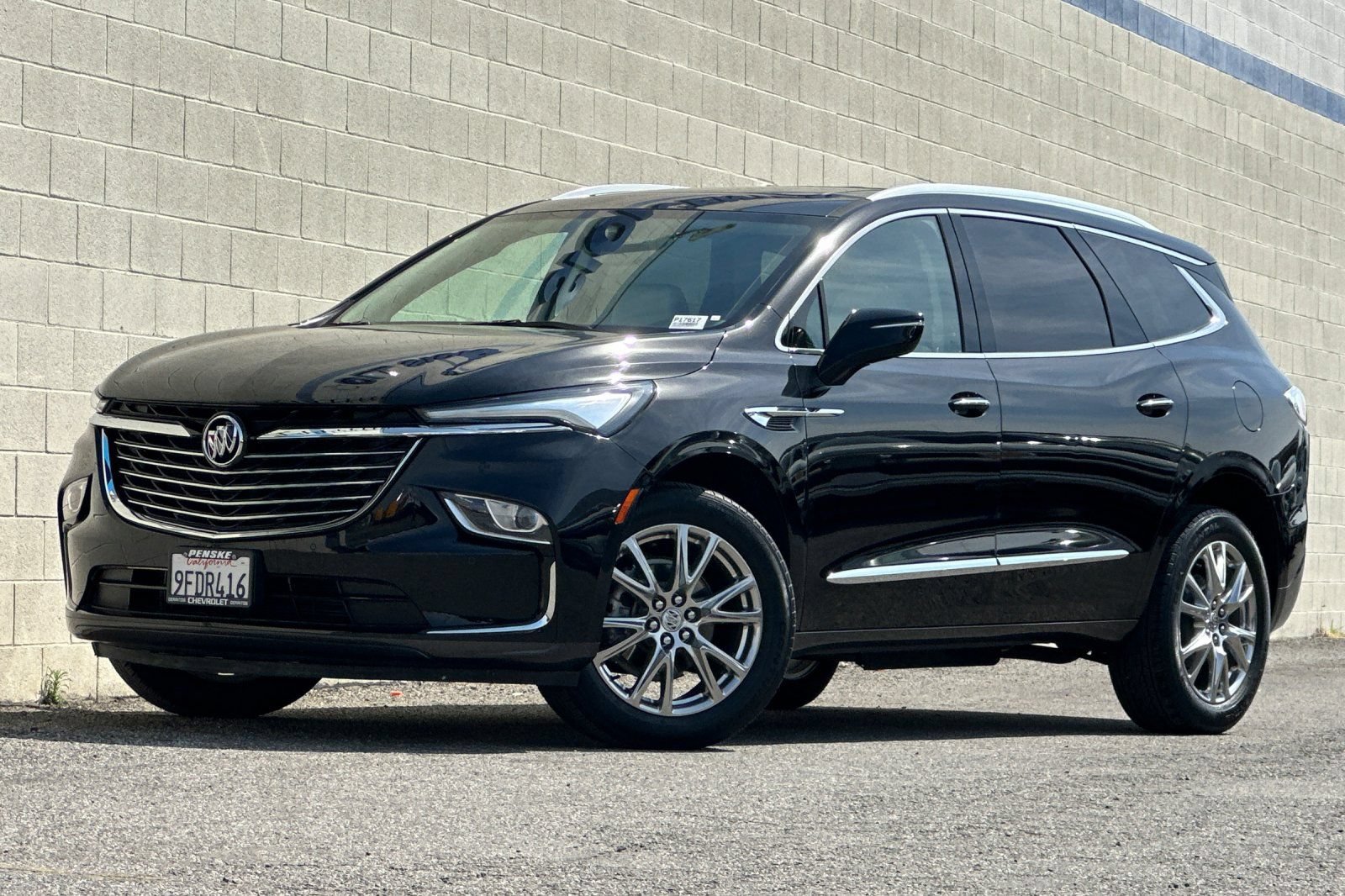 Certified 2023 Buick Enclave Essence w/ Experience Buick Package FWD image 8