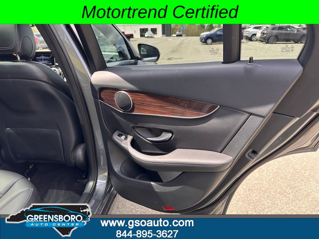 Used 2017 Mercedes-Benz GLC 300 4MATIC w/ Premium 1 Package image 20