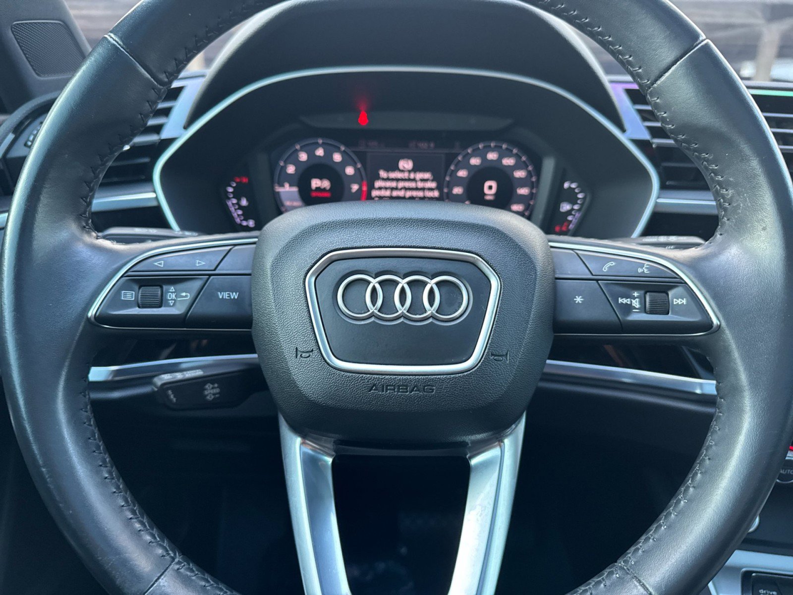 Used 2020 Audi Q3 2.0T Premium image 23