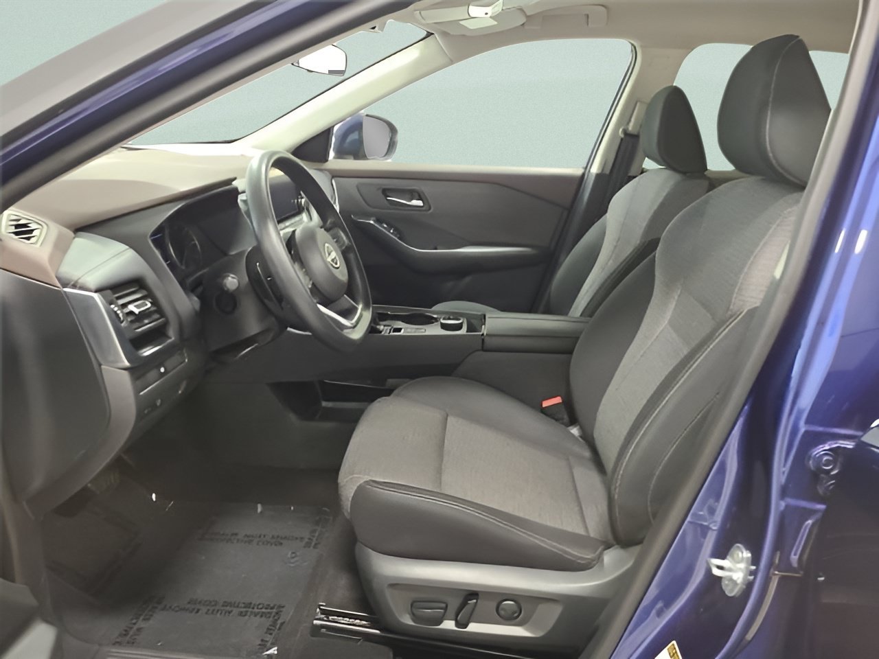 Used 2023 Nissan Rogue SV AWD/4WD image 16