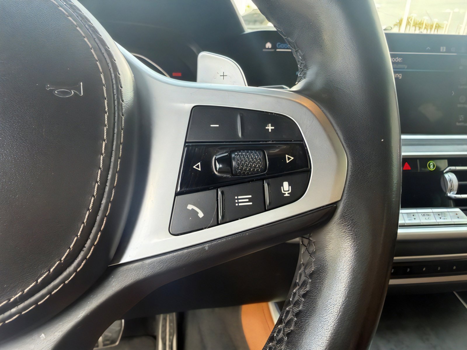 Used 2021 BMW X5 xDrive45e w/ M Sport Package image 16