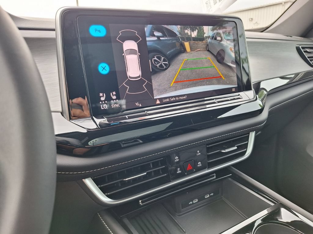New 2026 Volkswagen Atlas Cross Sport SE FWD image 25