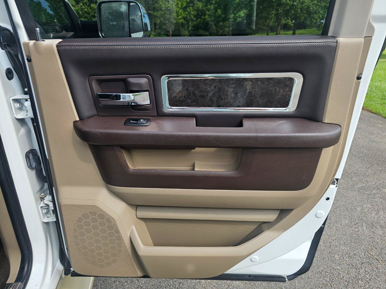 Used 2012 RAM 2500 Longhorn w/ Protection Group AWD/4WD image 19