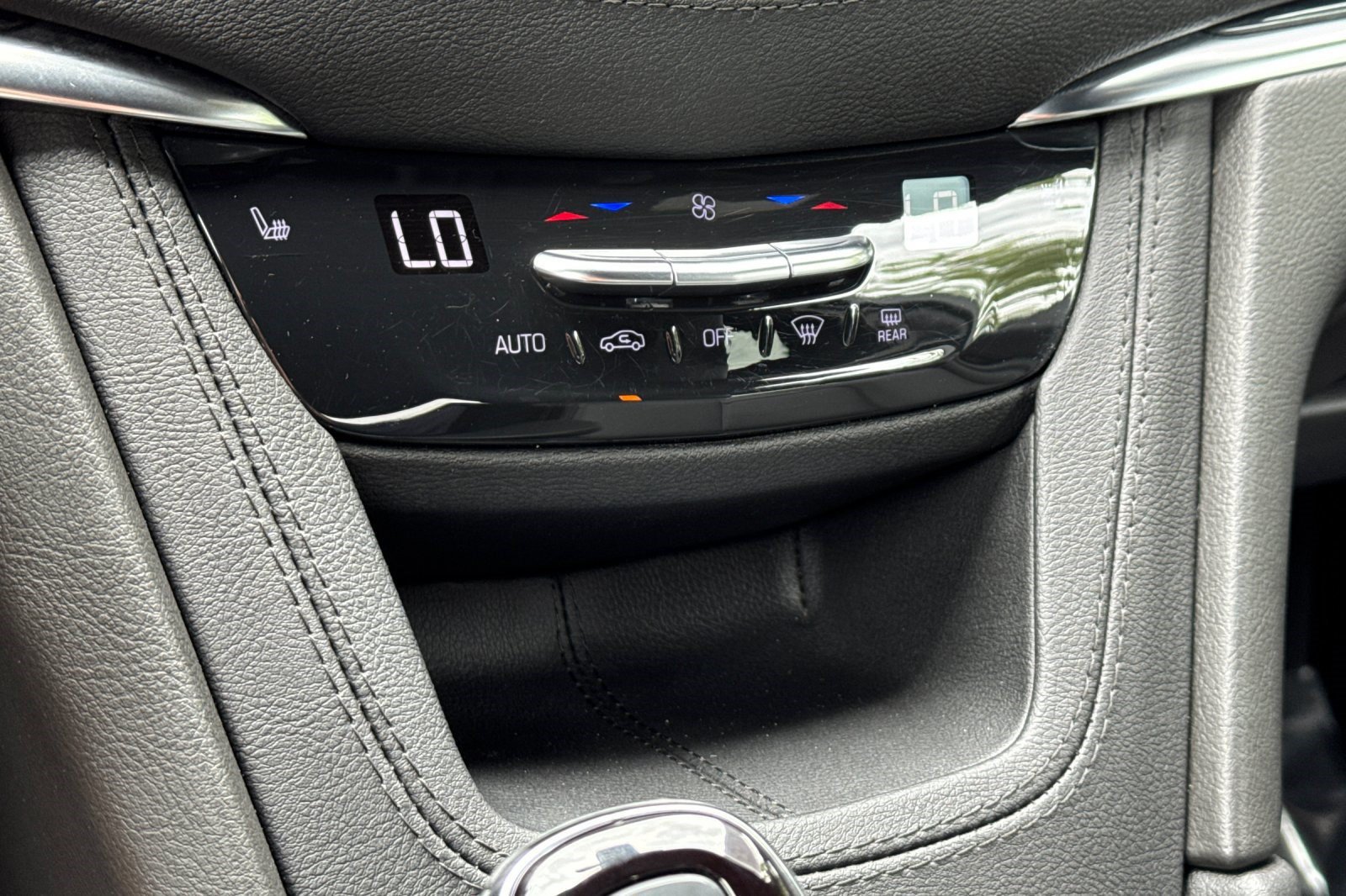 Used 2024 Cadillac XT5 Premium Luxury FWD image 20