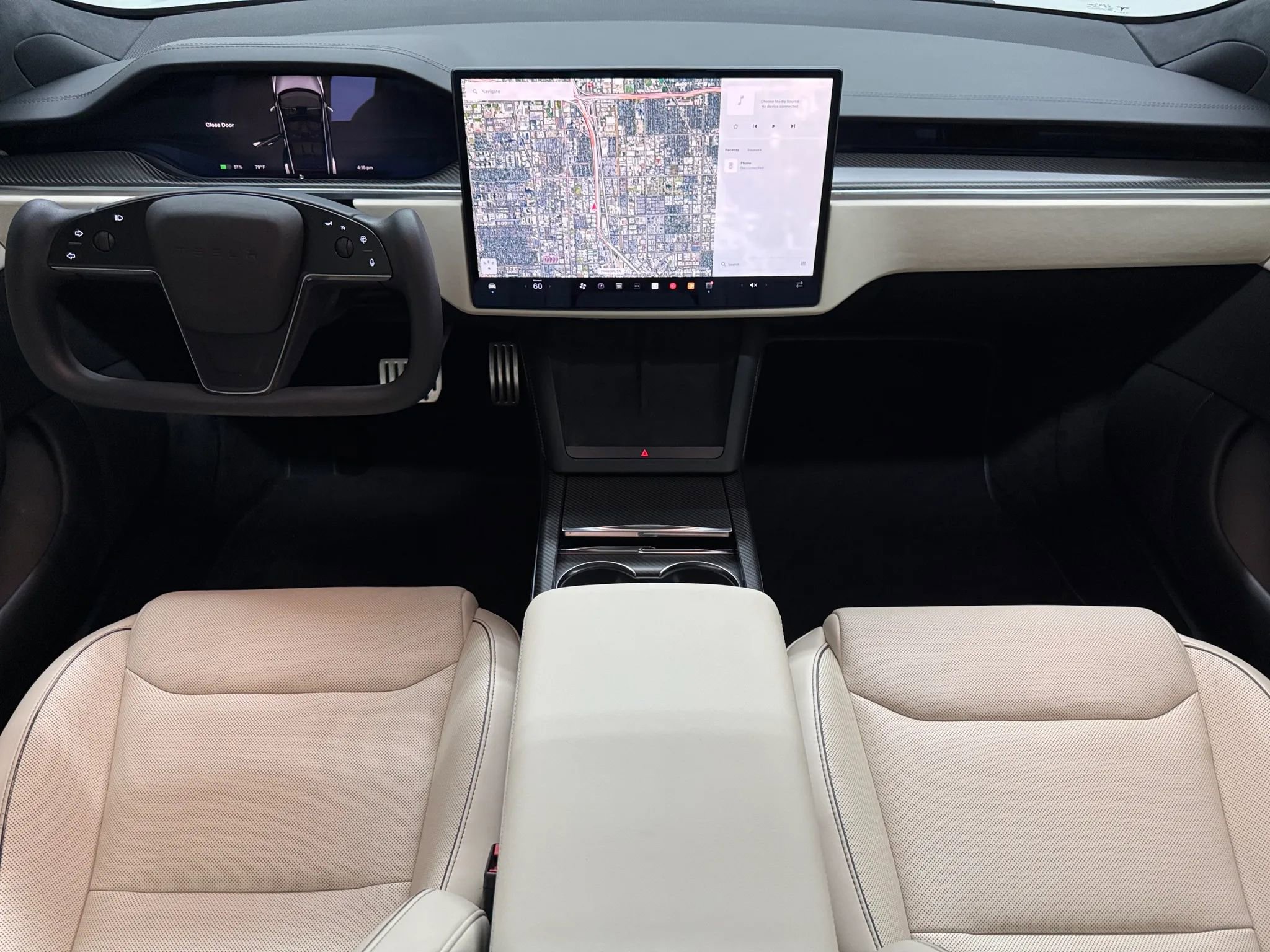 Used 2022 Tesla Model S Plaid image 2