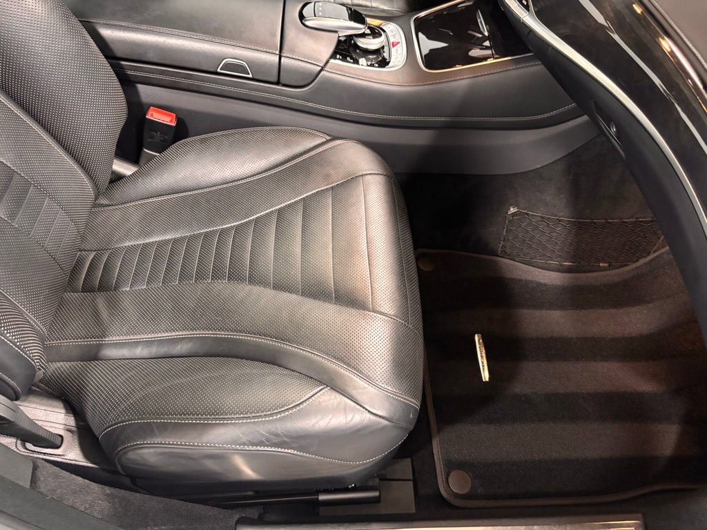 Used 2020 Mercedes-Benz S 560 4MATIC Sedan image 17